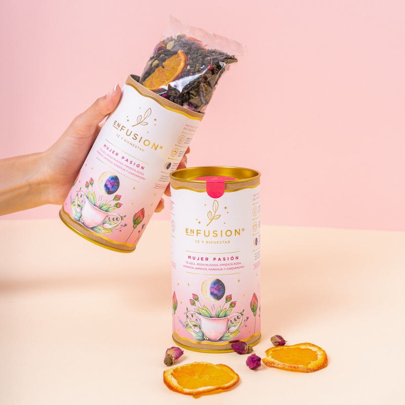 Mujer Pasión - Té Azul con Rosa Rugosa, Pimienta Rosa, Naranja y Cardamomo 90gr